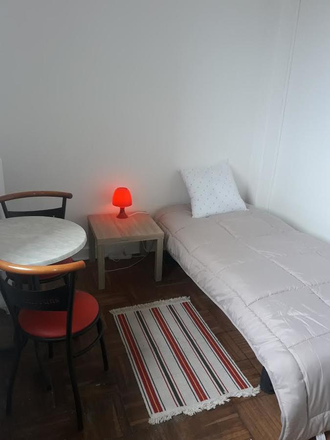 Lesembruns Hotel Le Havre Buitenkant foto